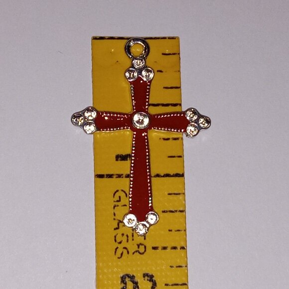 🎯 Red Cross Charm Pendant - Picture 2 of 7